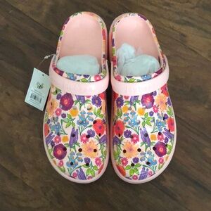 Joybees clog pale Pink Painted Floral